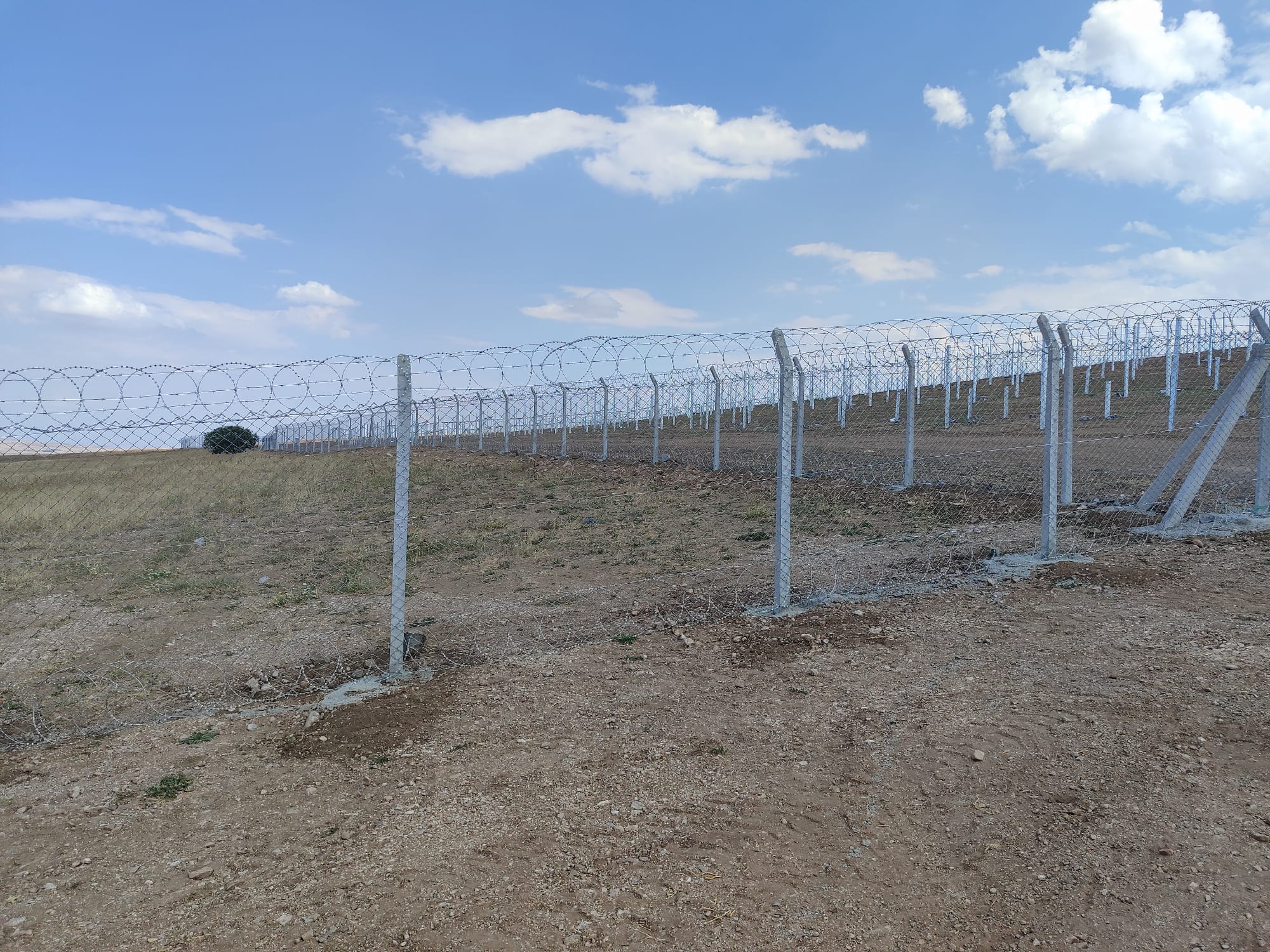 Beton Direkli Tel Örgü Kurumsal Proje Uygulaması 95
